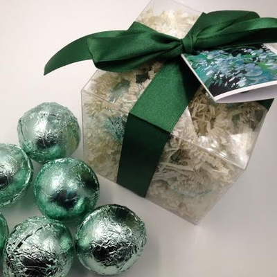 Luxury Bath Bomb GIFT SET with 6 (six) 2.25 oz bath bombs, (select from drop down menu Fragrances A thru F)