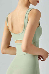 Cutout Curved Hem Sports Tank